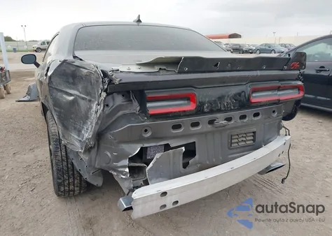 2018 Dodge Challenger R/T Plus z USA, uszkodzony, nr VIN 2C3CDZBT3JH334148